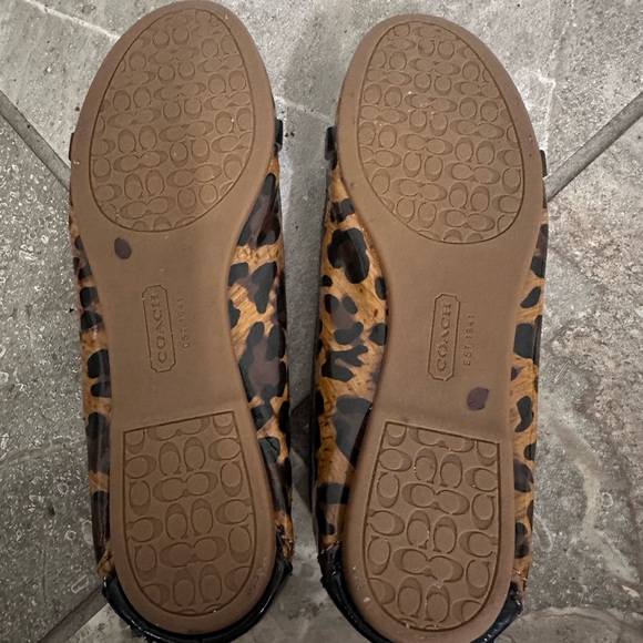 Coach Women's Patent Leather Leopard Print Flats Loafers Size 8 - Picture 7 of 7